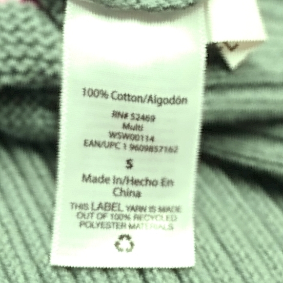 Pink and Green Turtleneck Sweater with Ribbed Knit - Picture 3 of 4